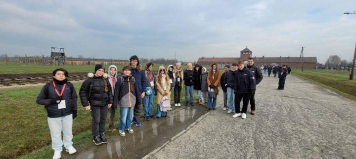 mini WhatsApp Image 2025 12 04 at 16.01.12 (5)