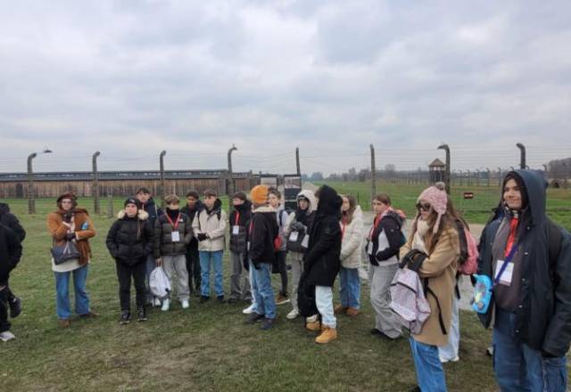 mini WhatsApp Image 2025 12 04 at 16.37.43 (1)